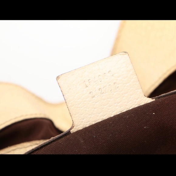 Authentic Gucci Charmy Bag - Picture 8 of 10